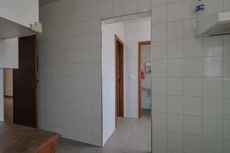 Apartamento à venda com 76m², 2 quartos e 2 vagasCozinha