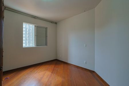 Apartamento à venda com 76m², 2 quartos e 2 vagasQuarto 2 - Suíte