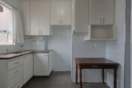 Apartamento à venda com 76m², 2 quartos e 2 vagasCozinha