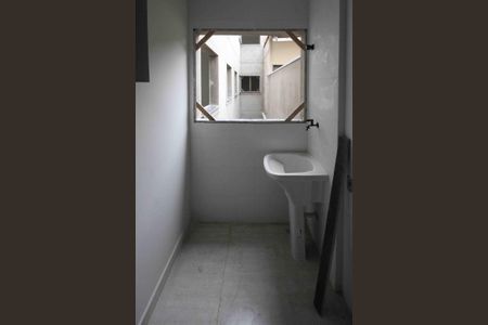 Apartamento para alugar com 40m², 2 quartos e sem vaga Apartamento para alugar com 40m², 2 quartos e sem vagaÁrea de Serviço