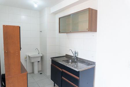 Apartamento para alugar com 34m², 2 quartos e sem vaga Apartamento para alugar com 34m², 2 quartos e sem vagaCozinha e Área de Serviço