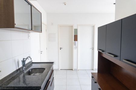 Apartamento para alugar com 34m², 2 quartos e sem vaga Apartamento para alugar com 34m², 2 quartos e sem vagaCozinha e Área de Serviço