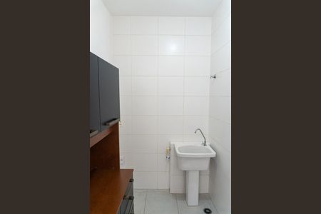 Apartamento para alugar com 34m², 2 quartos e sem vaga Apartamento para alugar com 34m², 2 quartos e sem vagaCozinha e Área de Serviço