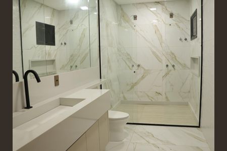 Casa para alugar com 530m², 5 quartos e 5 vagasBanheiro da Suíte 3