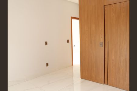 Casa para alugar com 530m², 5 quartos e 5 vagasSuíte 3