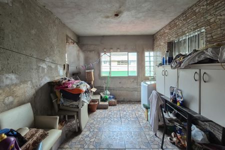 Casa para alugar com 15m², 2 quartos e 1 vagaÁrea de Serviço