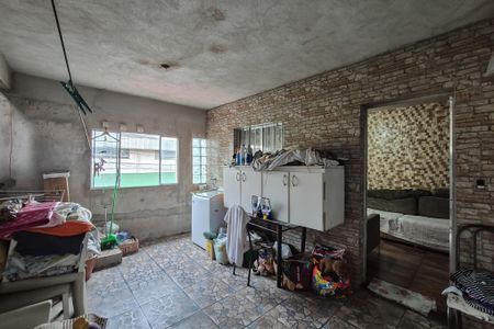 Casa para alugar com 15m², 2 quartos e 1 vagaÁrea de Serviço