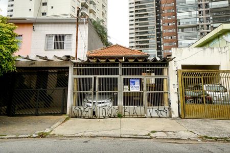 Casa à venda com 225m², 3 quartos e 2 vagasFachada