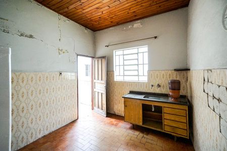 Casa à venda com 225m², 3 quartos e 2 vagasCozinha da casa 02