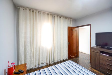 Casa à venda com 225m², 3 quartos e 2 vagasQuarto 01