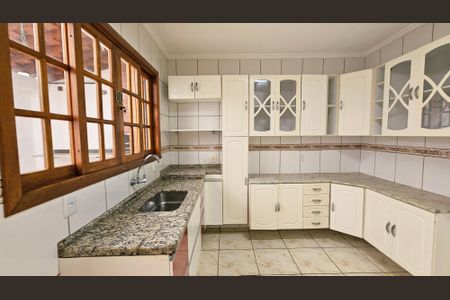 Casa à venda com 3 quartos, 134m² em Jardim Esplanada, Jundiaí