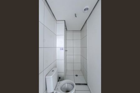 Apartamento para alugar com 36m², 2 quartos e sem vaga Apartamento para alugar com 36m², 2 quartos e sem vagaBanheiro