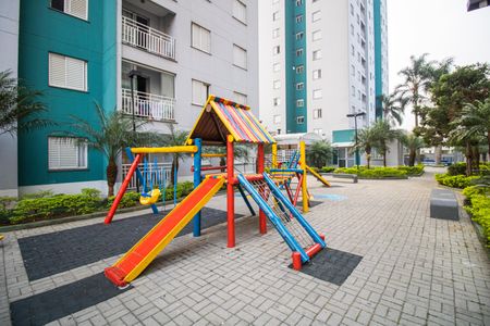 Apartamento à venda com 56m², 3 quartos e 1 vaga Apartamento à venda com 56m², 3 quartos e 1 vagaÁrea comum - Playground