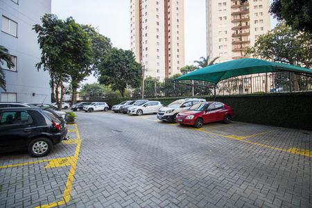 Apartamento à venda com 56m², 3 quartos e 1 vaga Apartamento à venda com 56m², 3 quartos e 1 vagaÁrea comum - Estacionamento