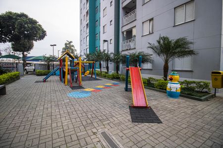 Apartamento à venda com 56m², 3 quartos e 1 vaga Apartamento à venda com 56m², 3 quartos e 1 vagaÁrea comum - Playground