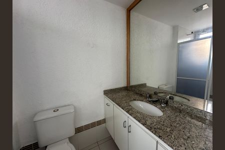 Apartamento para alugar com 77m², 2 quartos e 1 vagaBanheiro da Suíte