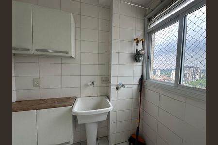 Apartamento para alugar com 77m², 2 quartos e 1 vagaÁrea de Serviço