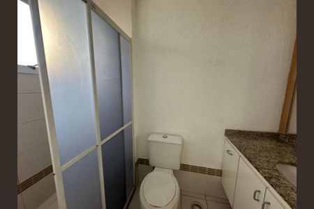Apartamento para alugar com 77m², 2 quartos e 1 vagaBanheiro da Suíte