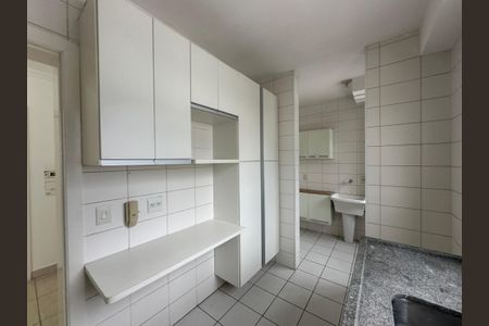 Apartamento para alugar com 77m², 2 quartos e 1 vagaCozinha