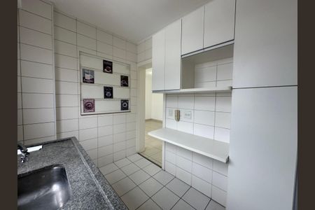 Apartamento para alugar com 77m², 2 quartos e 1 vagaCozinha