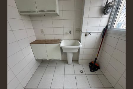 Apartamento para alugar com 77m², 2 quartos e 1 vagaÁrea de Serviço