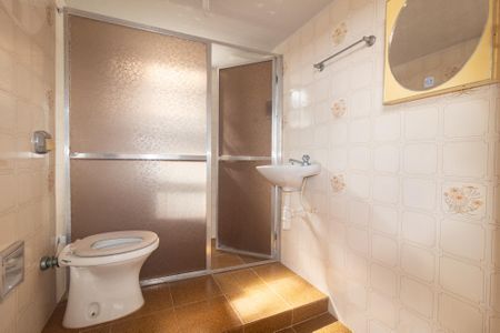 Casa para alugar com 383m², 1 quarto e 2 vagas Casa para alugar com 383m², 1 quarto e 2 vagasBanheiro 2