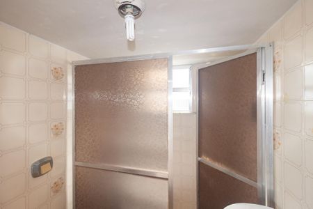 Casa para alugar com 383m², 1 quarto e 2 vagas Casa para alugar com 383m², 1 quarto e 2 vagasBanheiro 2