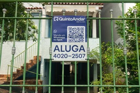 Casa para alugar com 383m², 1 quarto e 2 vagas Casa para alugar com 383m², 1 quarto e 2 vagasPlaquinha