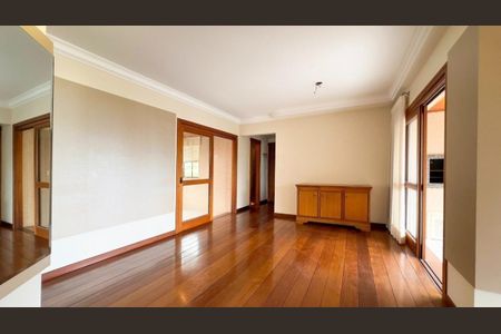 Foto 14 de apartamento à venda com 3 quartos, 174m² em Auxiliadora, Porto Alegre