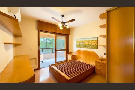 Foto 19 de apartamento à venda com 3 quartos, 174m² em Auxiliadora, Porto Alegre