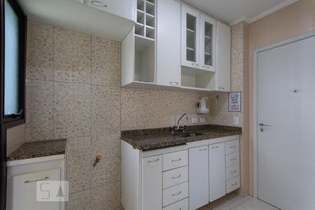 Apartamento para alugar com 90m², 3 quartos e 2 vagas Apartamento para alugar com 90m², 3 quartos e 2 vagasCozinha