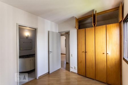 Apartamento para alugar com 90m², 3 quartos e 2 vagas Apartamento para alugar com 90m², 3 quartos e 2 vagasQuarto