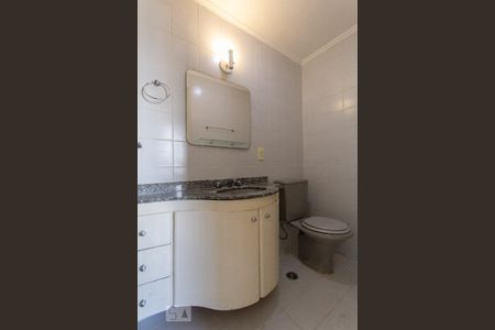 Apartamento para alugar com 90m², 3 quartos e 2 vagas Apartamento para alugar com 90m², 3 quartos e 2 vagasBanheiro