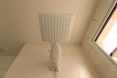 Apartamento para alugar com 55m², 2 quartos e sem vagaBanheiro - Chuveiro
