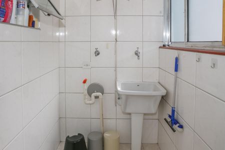 Apartamento à venda com 56m², 2 quartos e 1 vaga Apartamento à venda com 56m², 2 quartos e 1 vagaCozinha e Área de Serviço