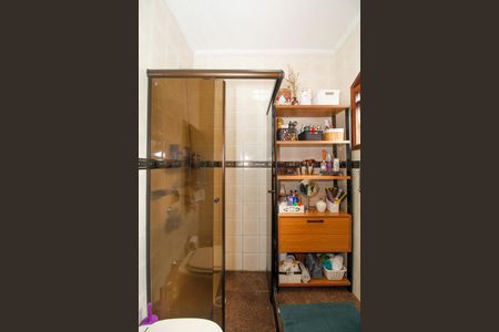 Casa à venda com 180m², 3 quartos e 2 vagas Casa à venda com 180m², 3 quartos e 2 vagasBanheiro da Suíte