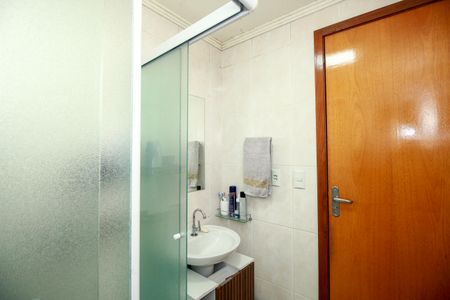 Apartamento para alugar com 54m², 2 quartos e 1 vagaBanheiro