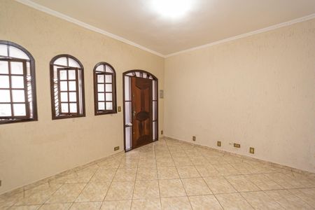 Sala de casa para alugar com 2 quartos, 120m² em Vila Granada, São Paulo