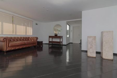 Apartamento para alugar com 100m², 2 quartos e 1 vagaHall social