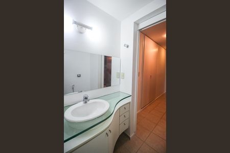 Apartamento para alugar com 100m², 2 quartos e 1 vagaBanheiro da Suíte