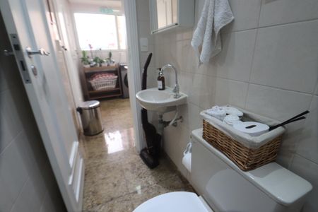 Apartamento à venda com 169m², 3 quartos e 3 vagasBanheiro de serviço