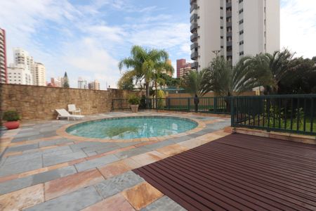 Apartamento à venda com 169m², 3 quartos e 3 vagasÁrea comum - Piscina