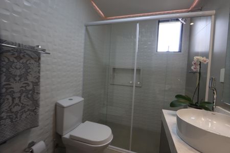 Apartamento à venda com 169m², 3 quartos e 3 vagasBanheiro Social