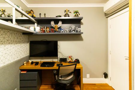 Apartamento à venda com 171m², 3 quartos e 3 vagasQuarto 2