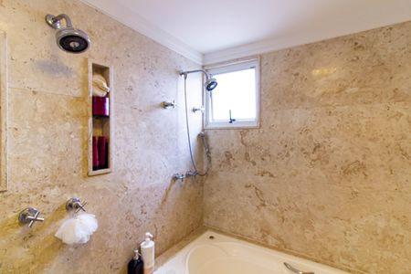 Apartamento à venda com 171m², 3 quartos e 3 vagasBanheiro da Suíte