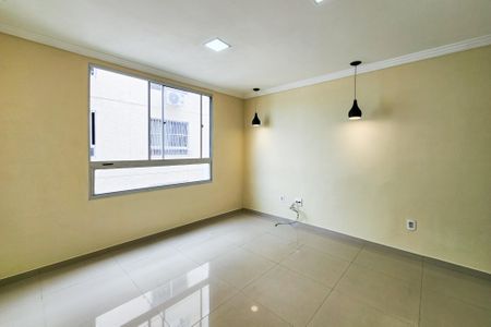 Sala  de apartamento para alugar com 2 quartos, 44m² em Bonsucesso, Rio de Janeiro