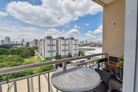 Apartamento para alugar com 35m², 2 quartos e sem vagaVaranda