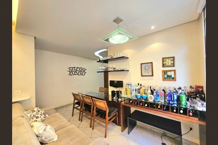 Apartamento à venda com 2 quartos, 110m² em Castelo, Belo Horizonte