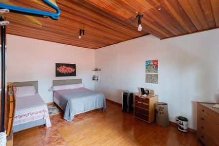 Casa à venda com 201m², 4 quartos e 2 vagasSuíte 2