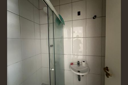 Casa de condomínio para alugar com 833m², 7 quartos e 6 vagasBanheiro de serviço